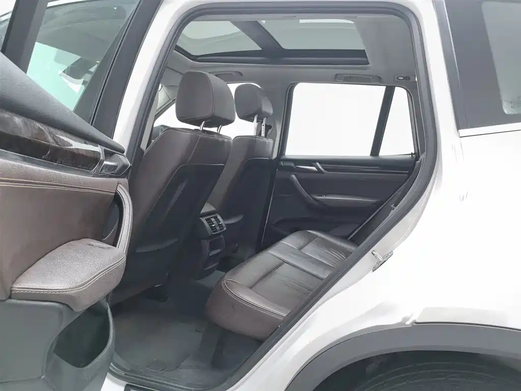 BMW X3 2015 — фото 15