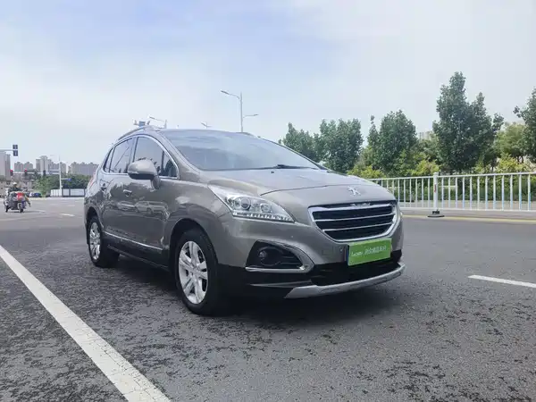 Peugeot 3008 2015
