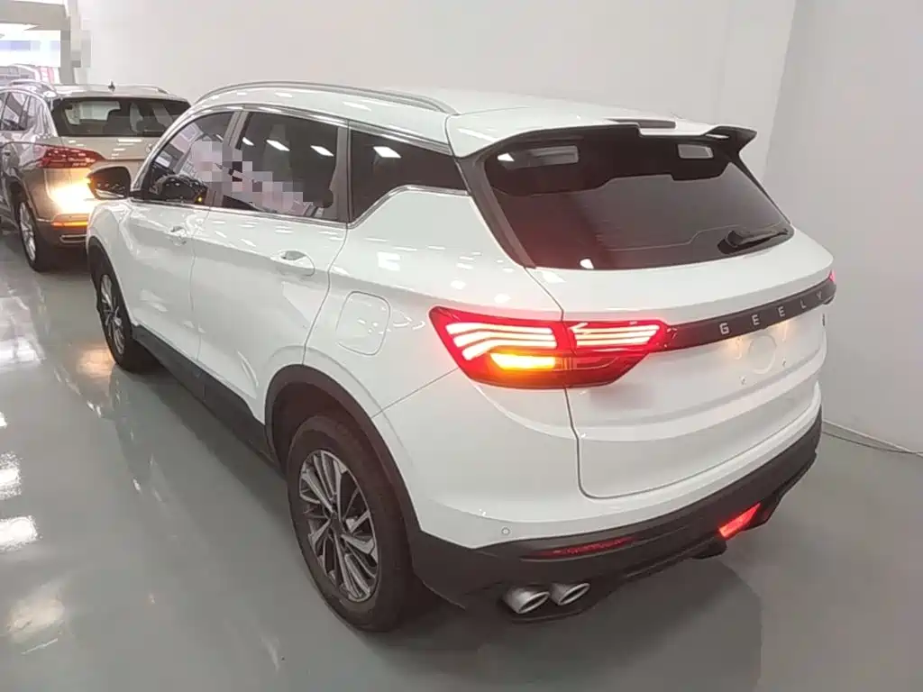 Geely Binyue 2021