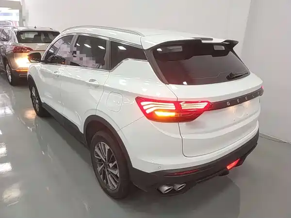 Geely Binyue 2021