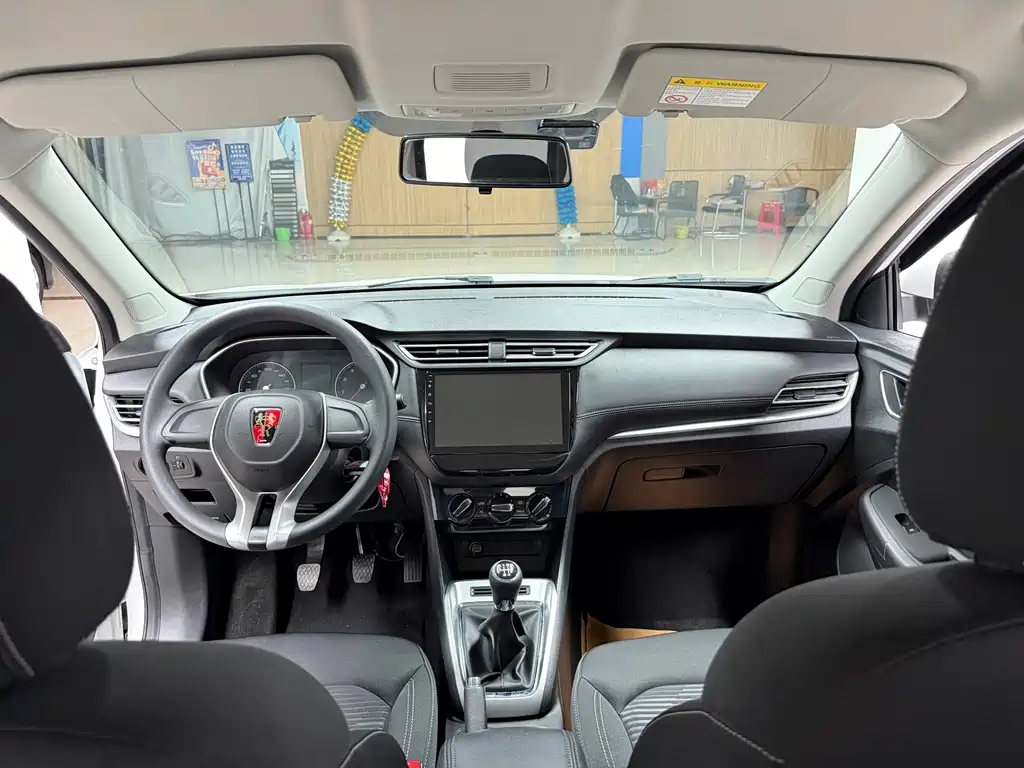 Roewe RX3 2019 — фото 10