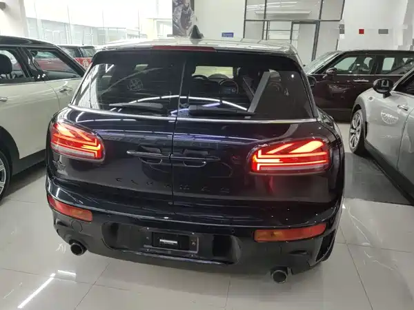MINI Clubman 2023