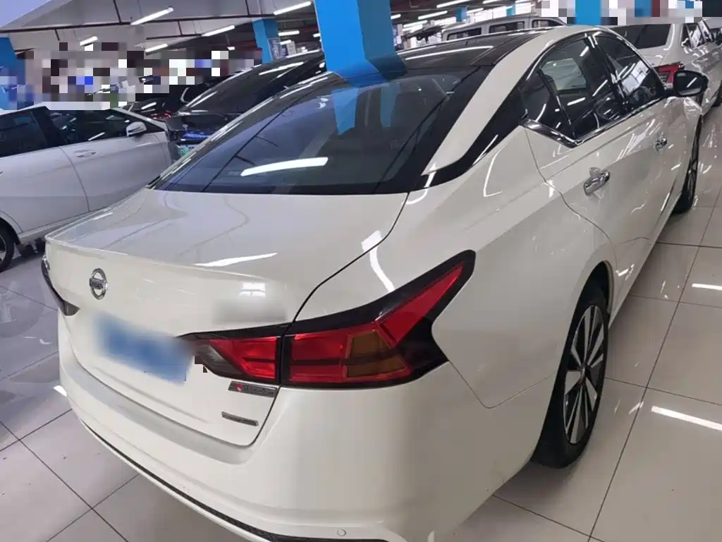 Nissan Teana 2021