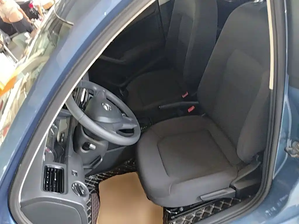 Skoda Rapid Spaceback 2014 — фото 15