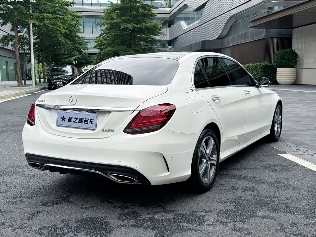 Mercedes-Benz C-Class 2019 — фото 2