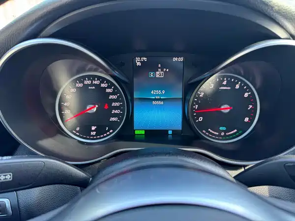 Mercedes-Benz C-Class 2019