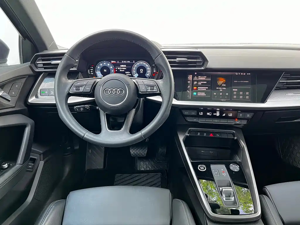 Audi A3 2022 — фото 9