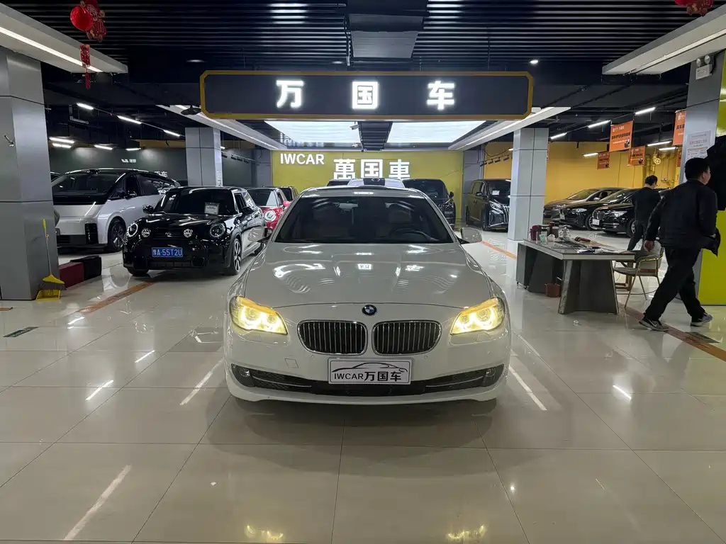 BMW 5 Series 2012
