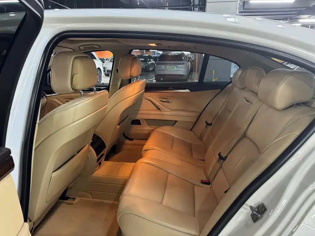 BMW 5 Series 2012