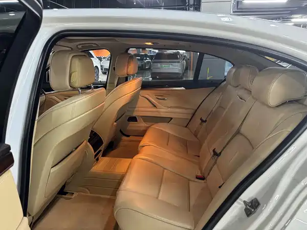 BMW 5 Series 2012
