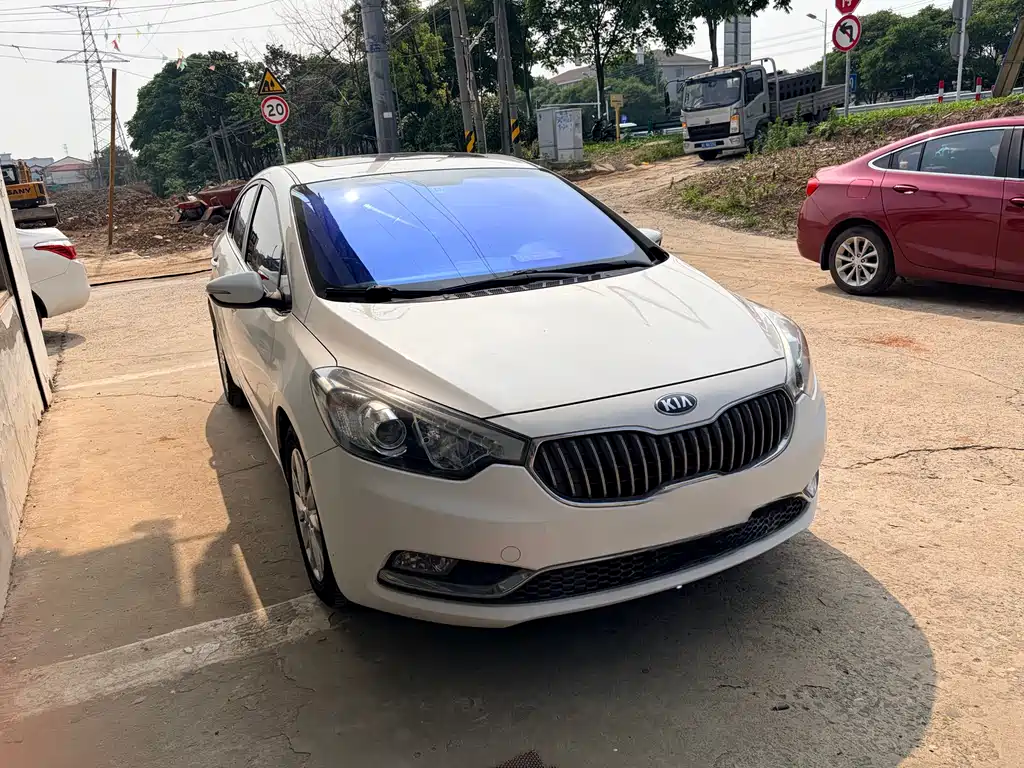 Kia K3 2014