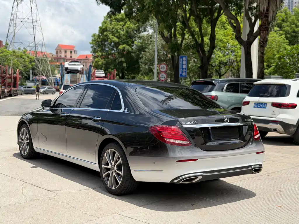 Mercedes-Benz E-Class 2018