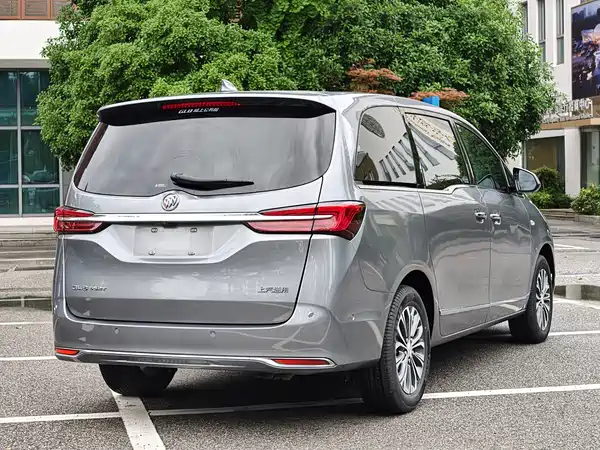 Buick GL8 2021