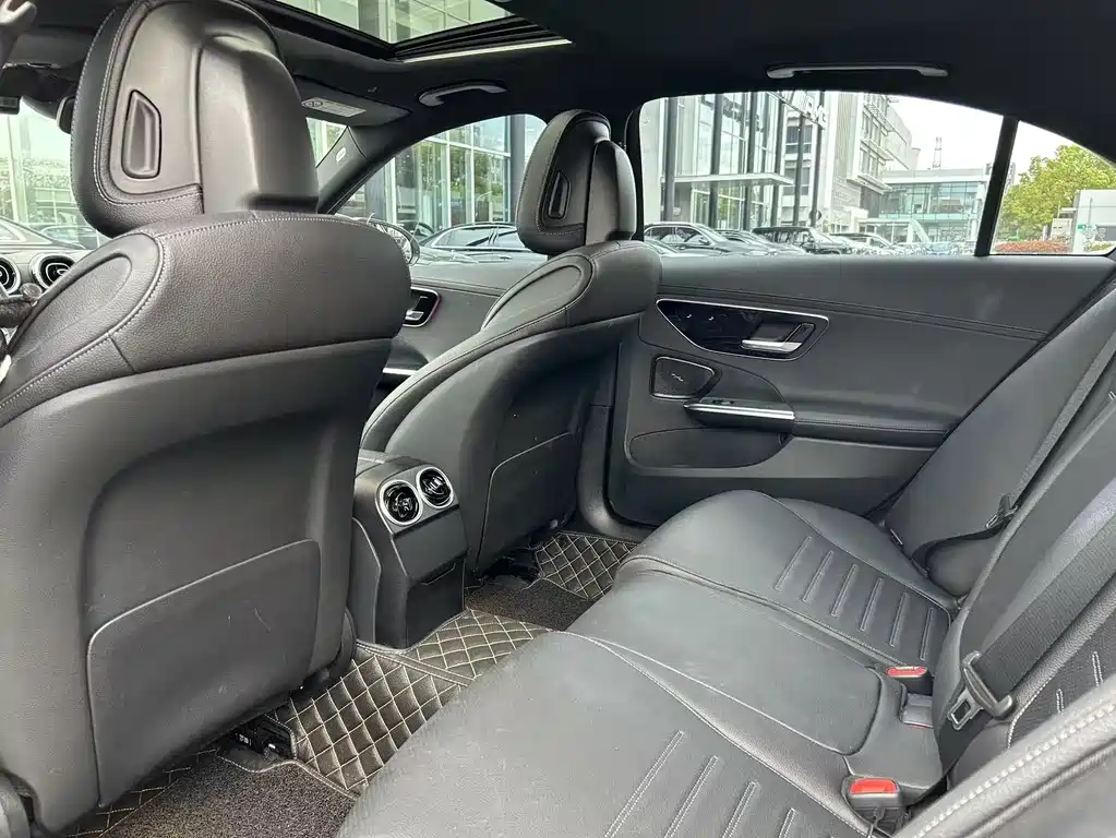 Mercedes-Benz C-Class 2022 — фото 12