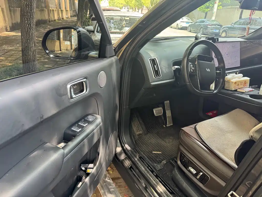 Li Auto Li L8 2023