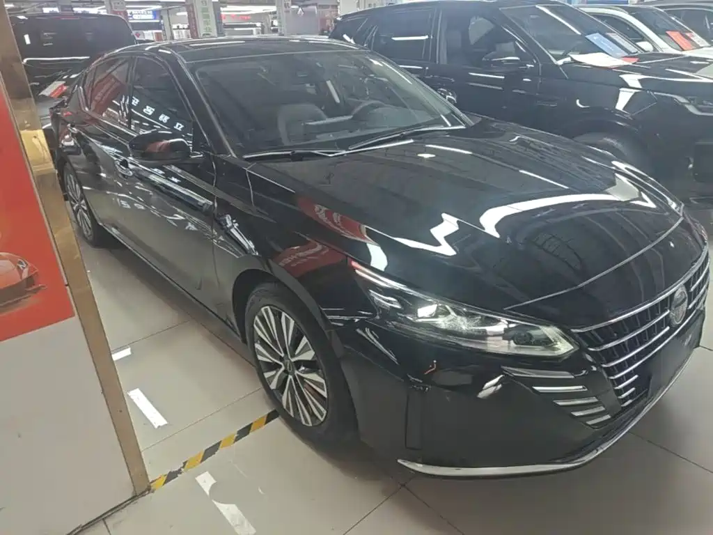 Nissan Teana 2024