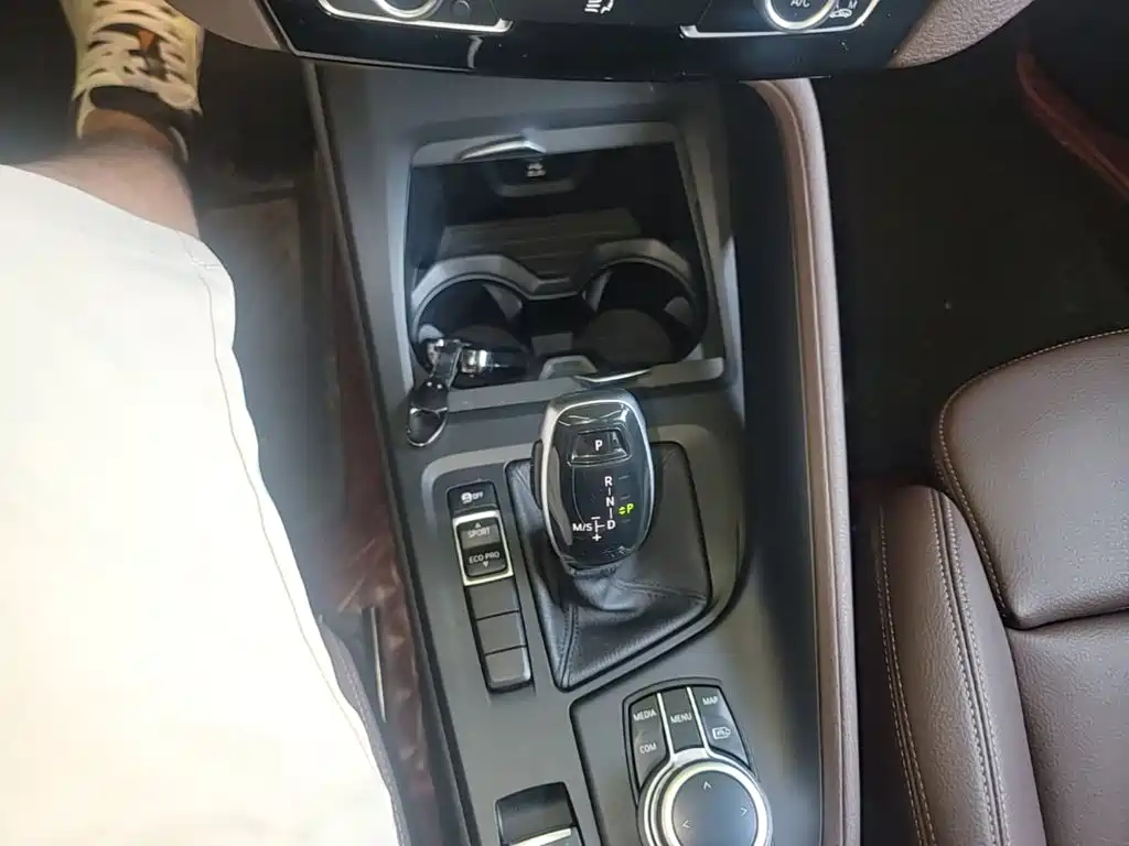 BMW X1 2021 — фото 14