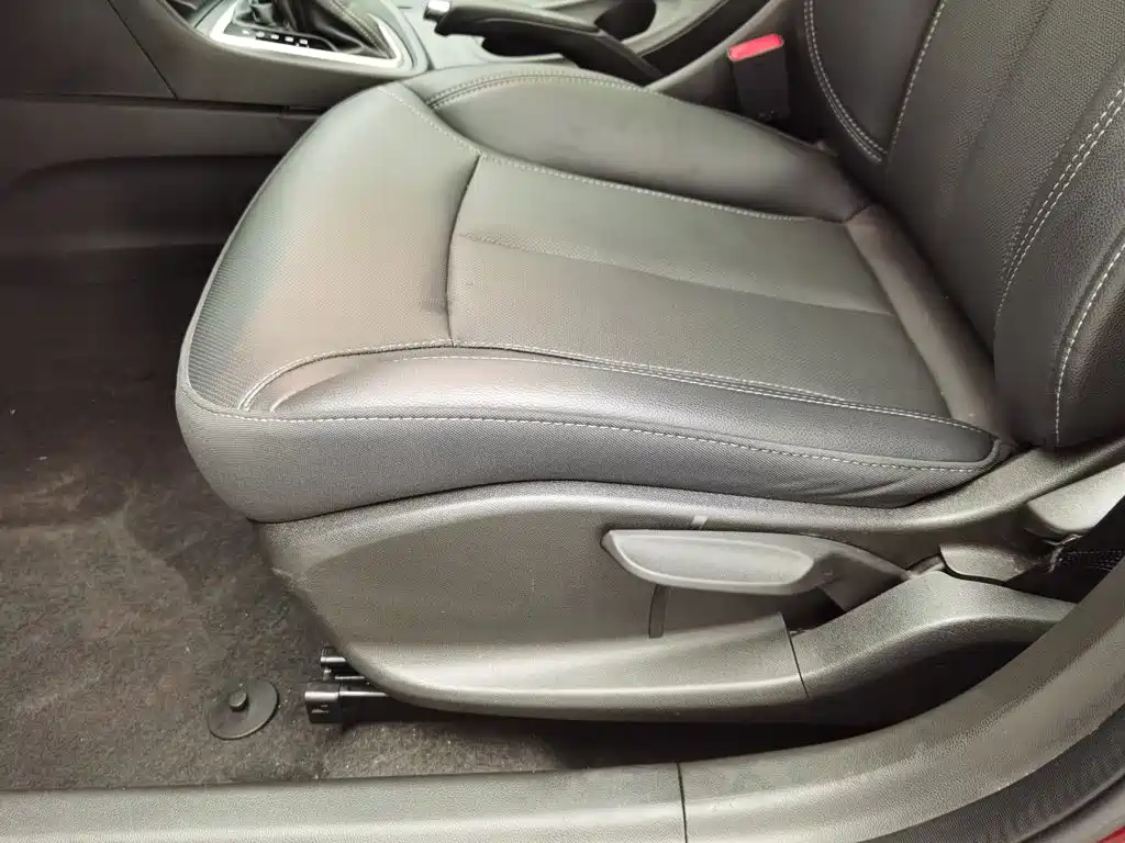 Buick Excelle GT 2021 — фото 20