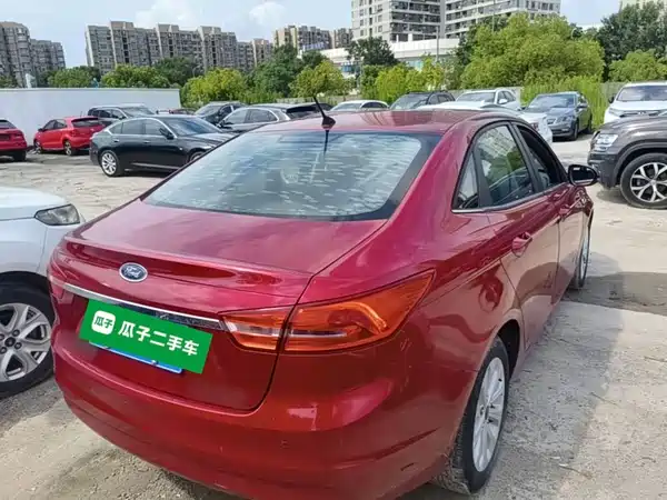 Ford Escort 2016