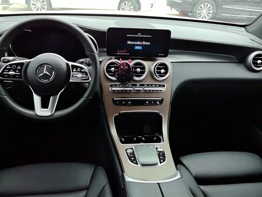 Mercedes-Benz GLC 2022 — фото 12