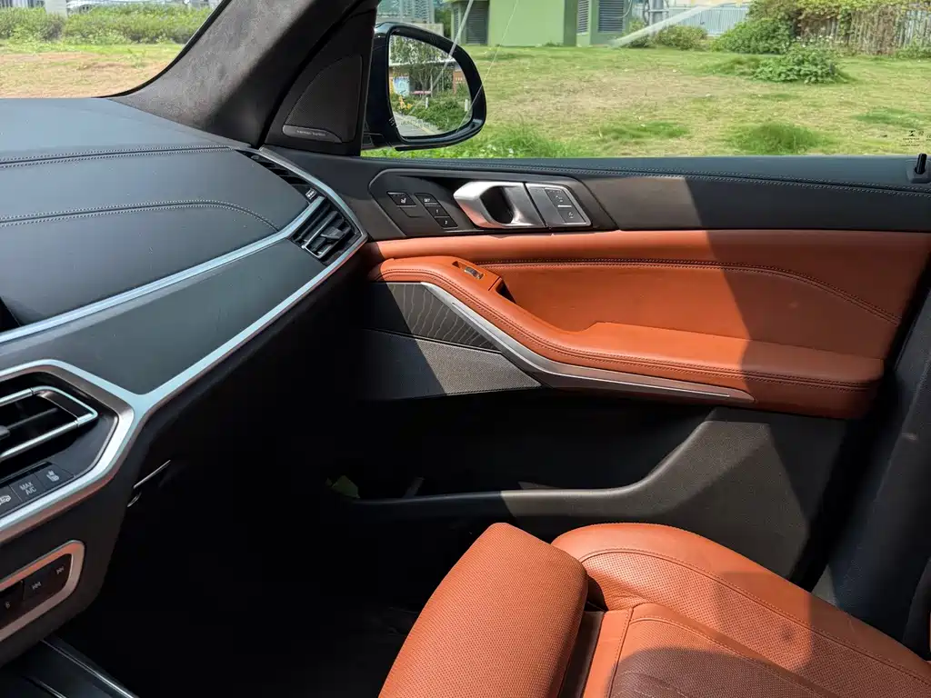 BMW X7 2022 — фото 14