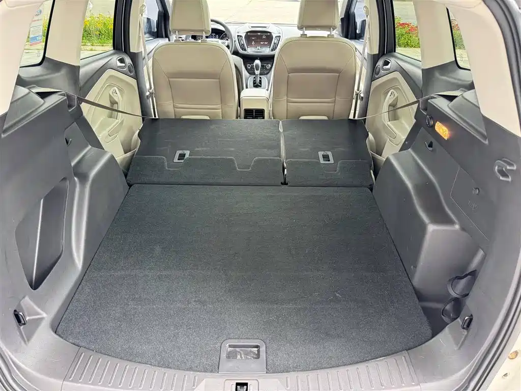 Ford Kuga 2014 — фото 17