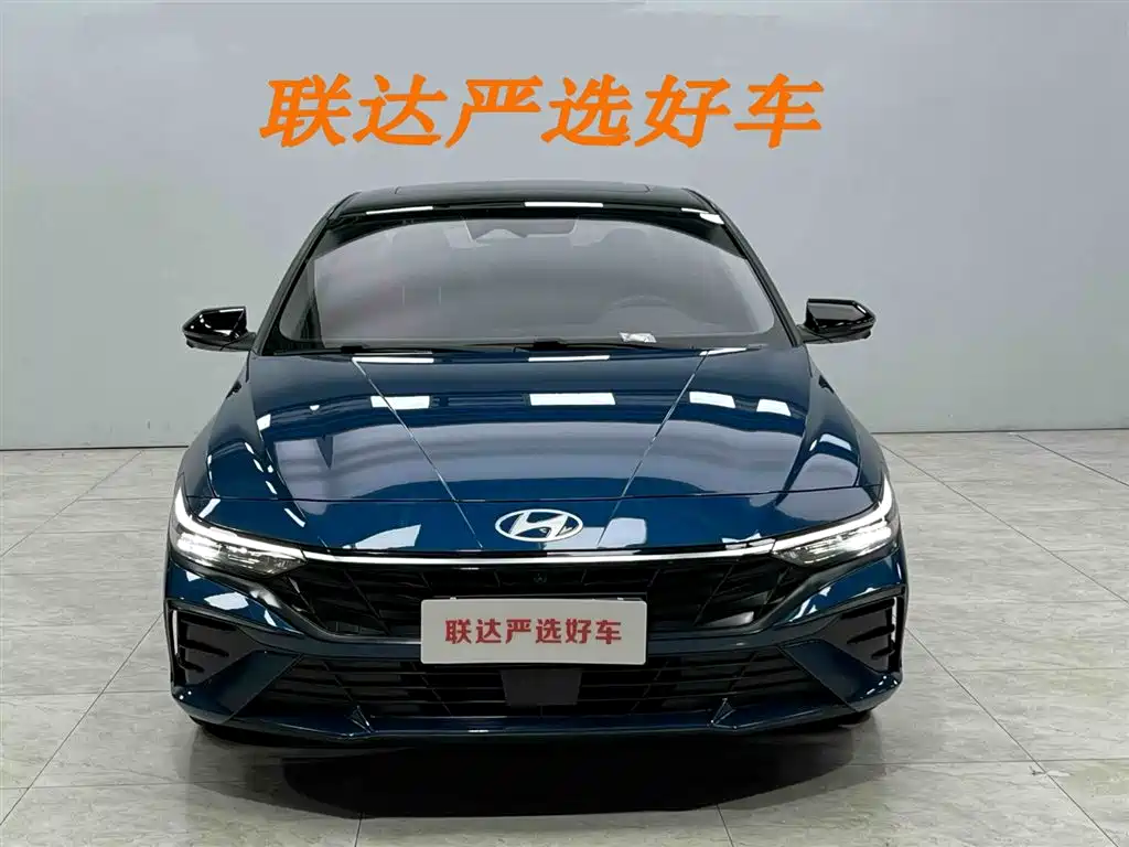 Hyundai Elantra 2023 — фото 21