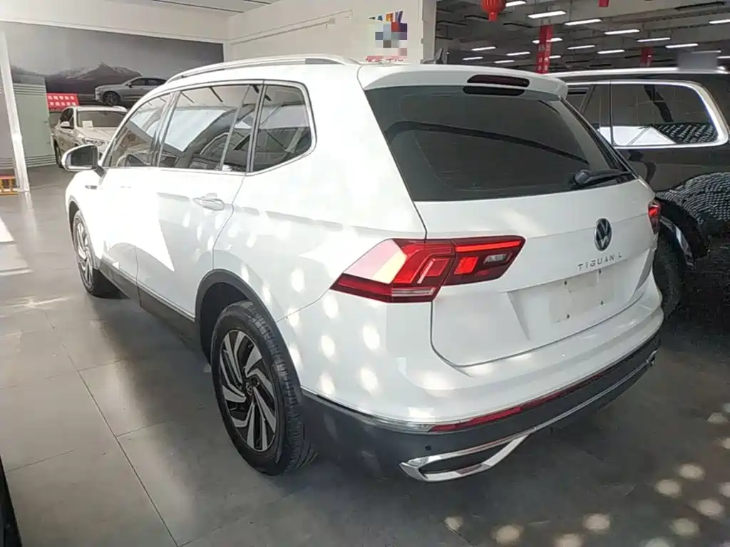 Volkswagen Tiguan L 2023