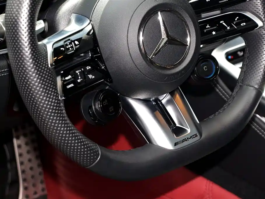 Mercedes-Benz AMG GT 2024 — фото 11