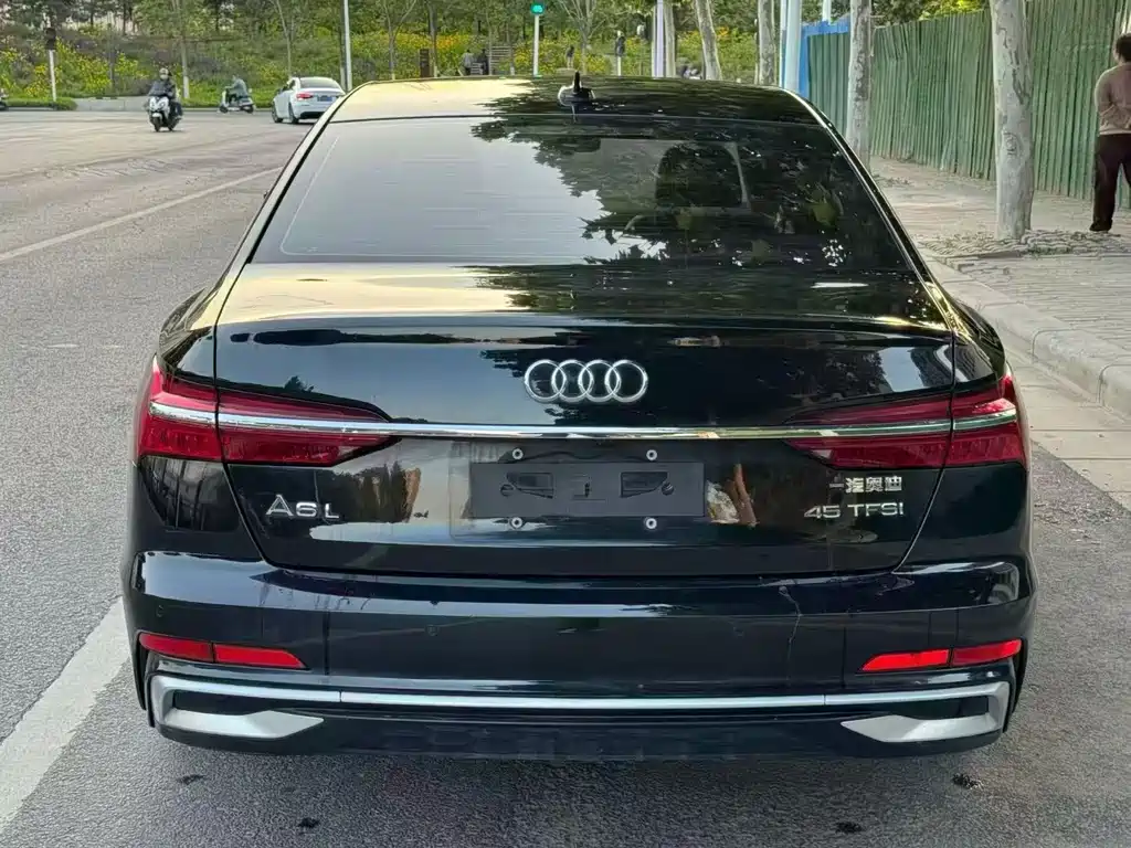 Audi A6L 2023 — фото 8