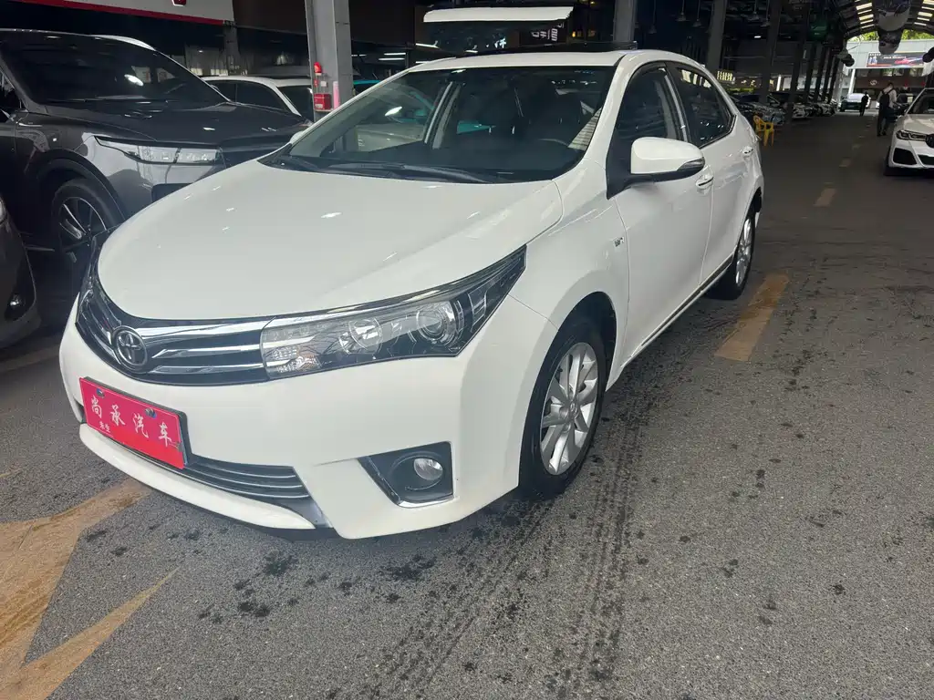 Toyota Corolla 2016 — фото 1