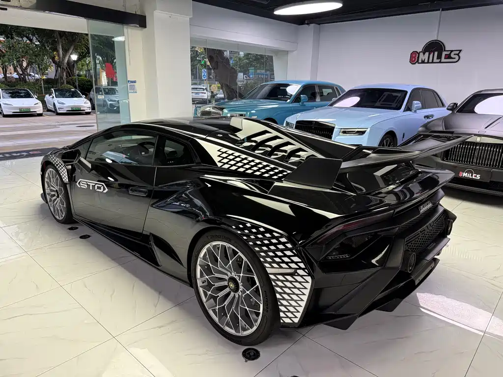 Lamborghini Huracán 2022