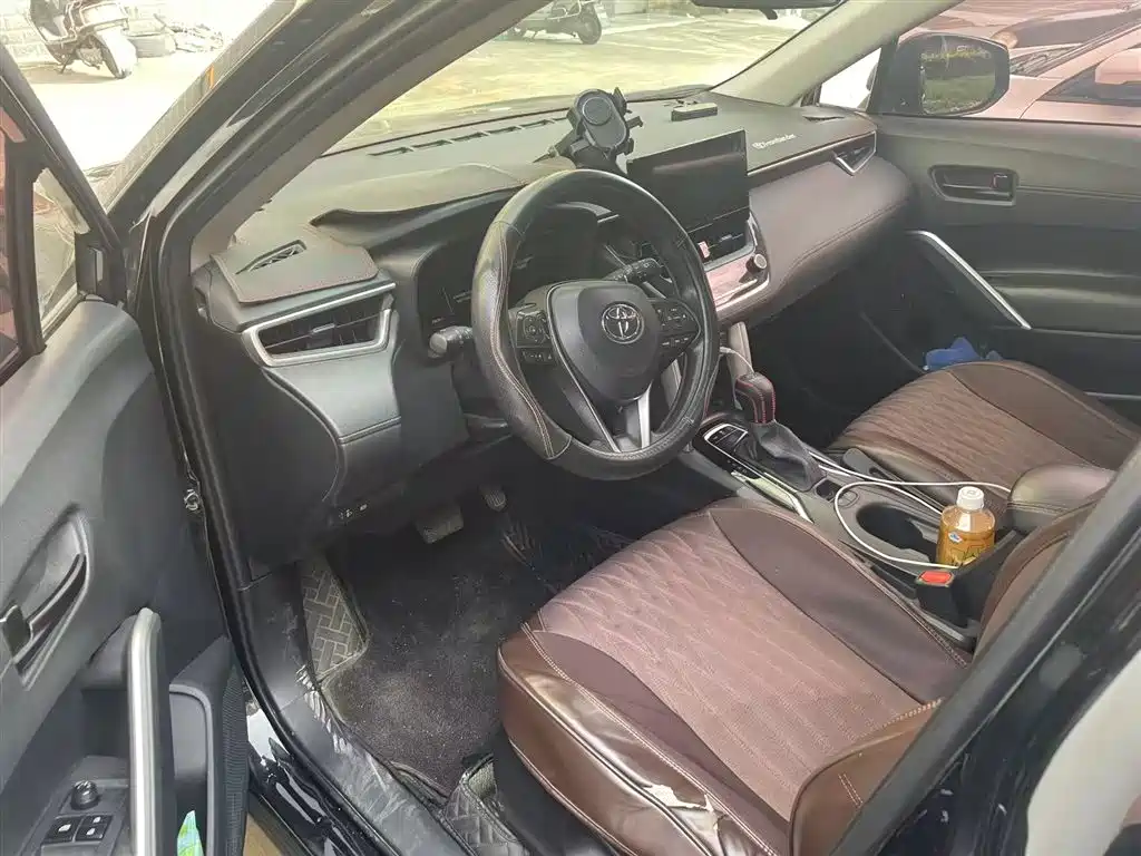 Toyota Frontlander 2023