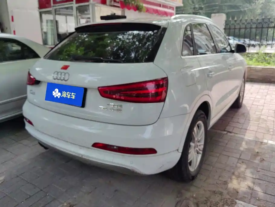 Audi Q3 2014