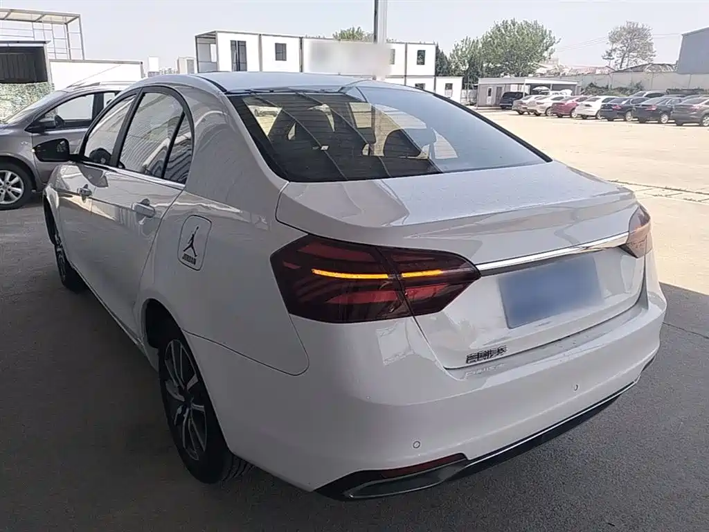Geely Emgrand 2019