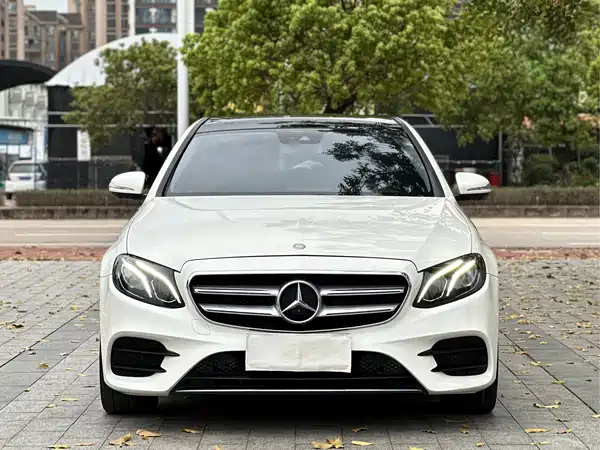 Mercedes-Benz E-Class 2016