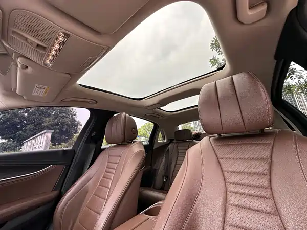 Mercedes-Benz E-Class 2016