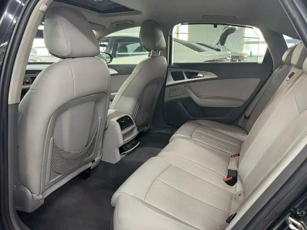 Audi A6L 2012