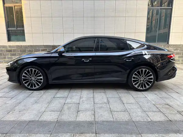 MG MG7 2023