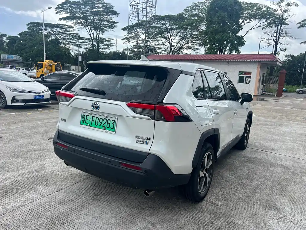 Toyota RAV4 Rongfang Dual Engine E+ 2022 — фото 9
