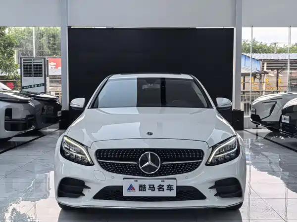 Mercedes-Benz C-Class 2020