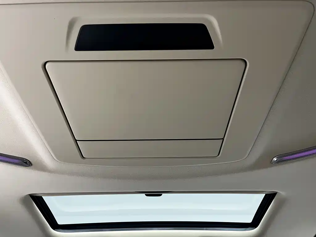 Toyota Alphard 2019 — фото 9