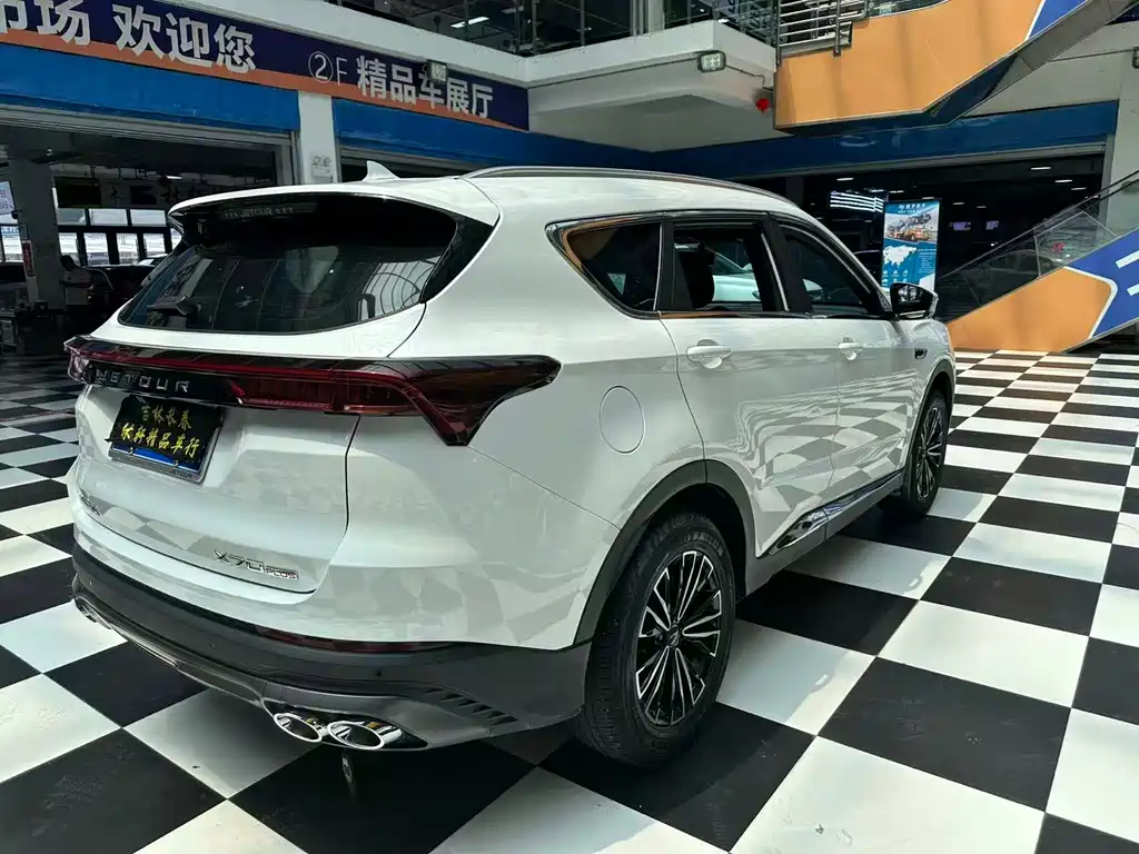 Jetour X70 PLUS 2023 — фото 17