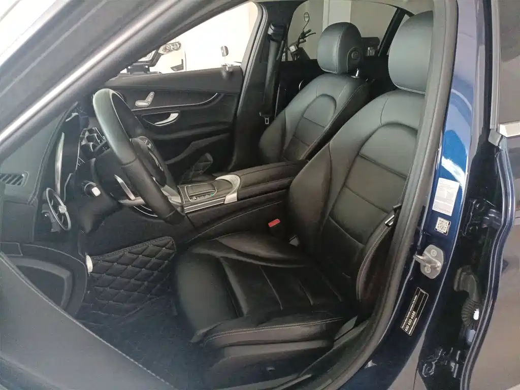 Mercedes-Benz C-Class 2020 — фото 11