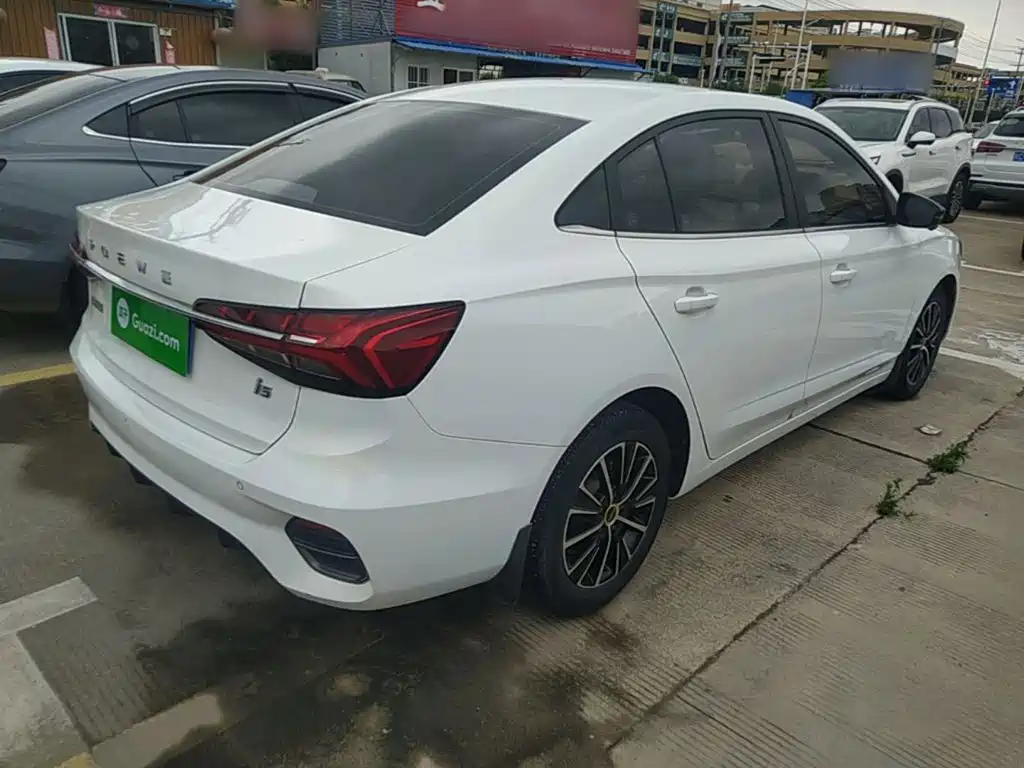 Roewe i5 2021