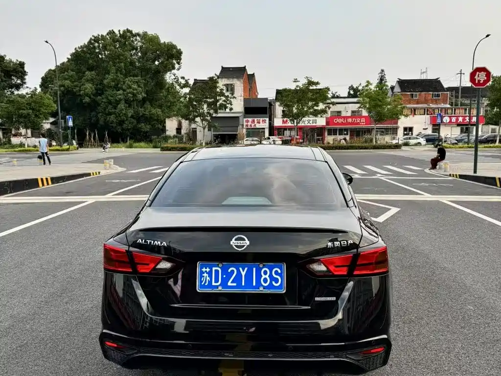 Nissan Teana 2023 — фото 9