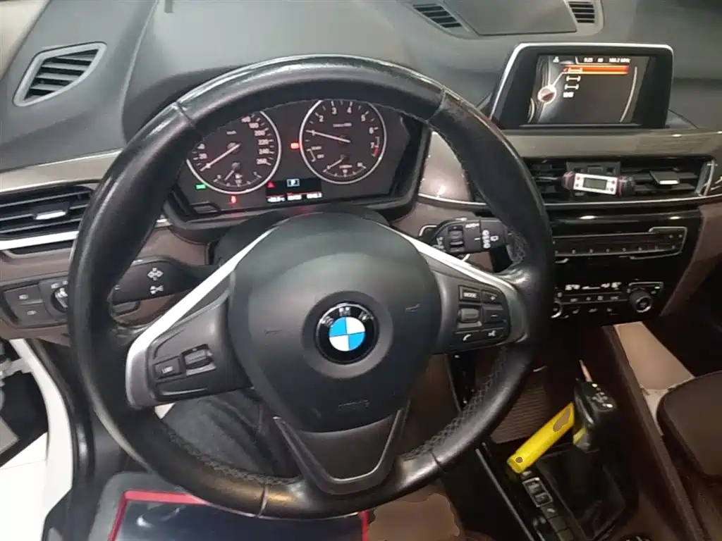BMW X1 2017 — фото 11
