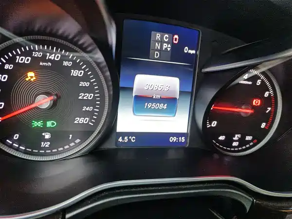 Mercedes-Benz V-Class 2017