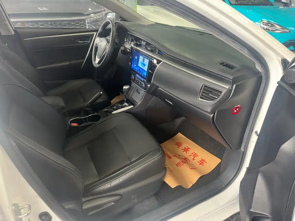 Toyota Corolla 2016 — фото 17