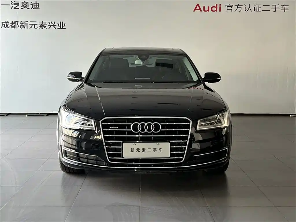 Audi A8 2018 — фото 2